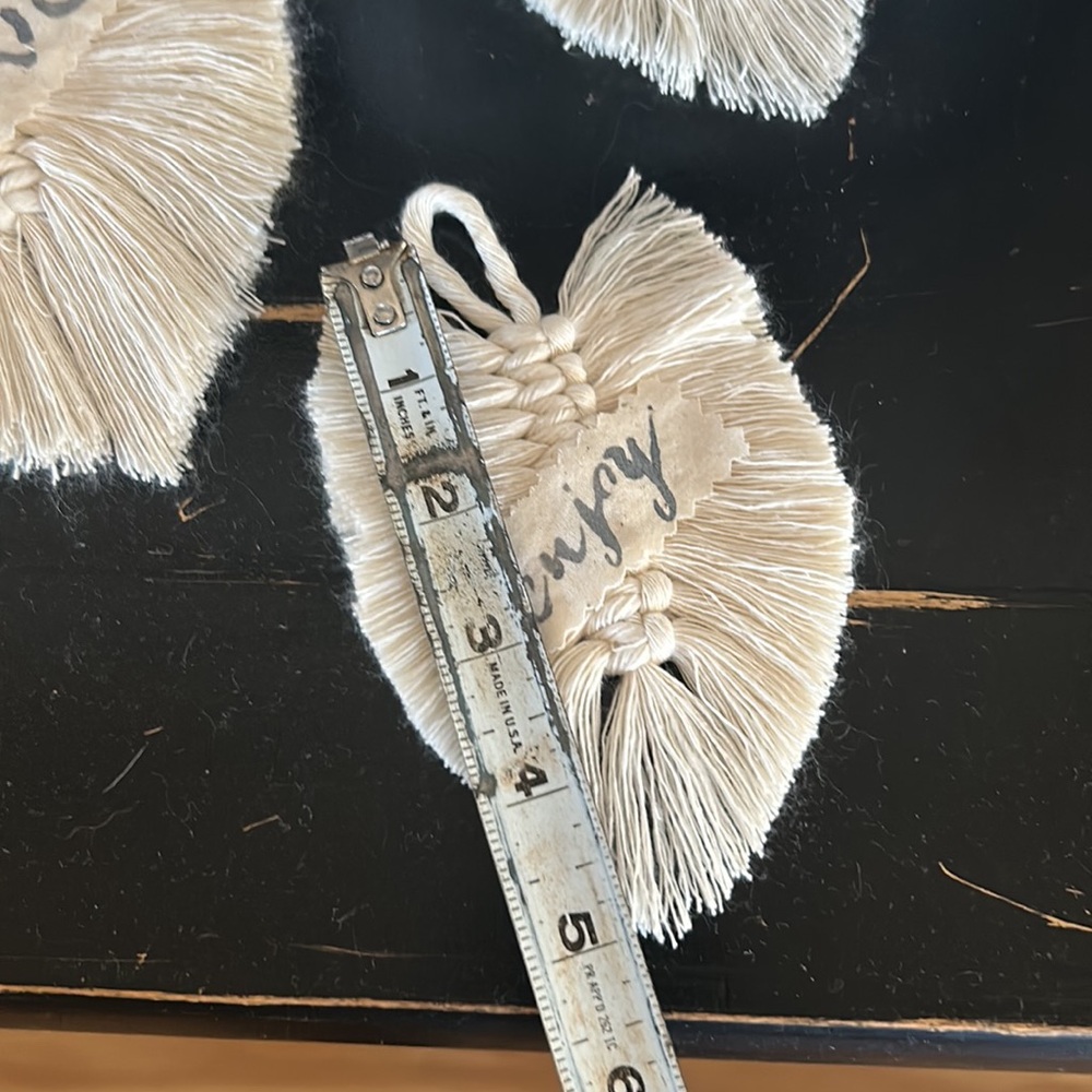 5 HANDMADE ORNAMENTS - Picture 7 of 12